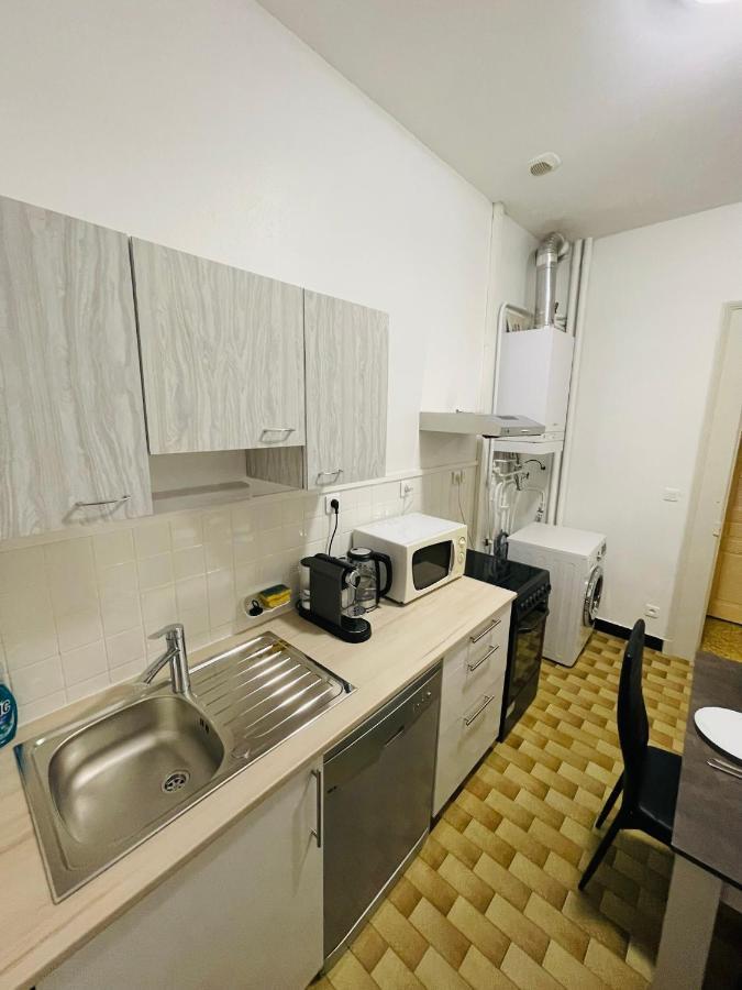 Appartement Proche De La Ville Et Du Parc Du Truchet Saint-Claude Luaran gambar